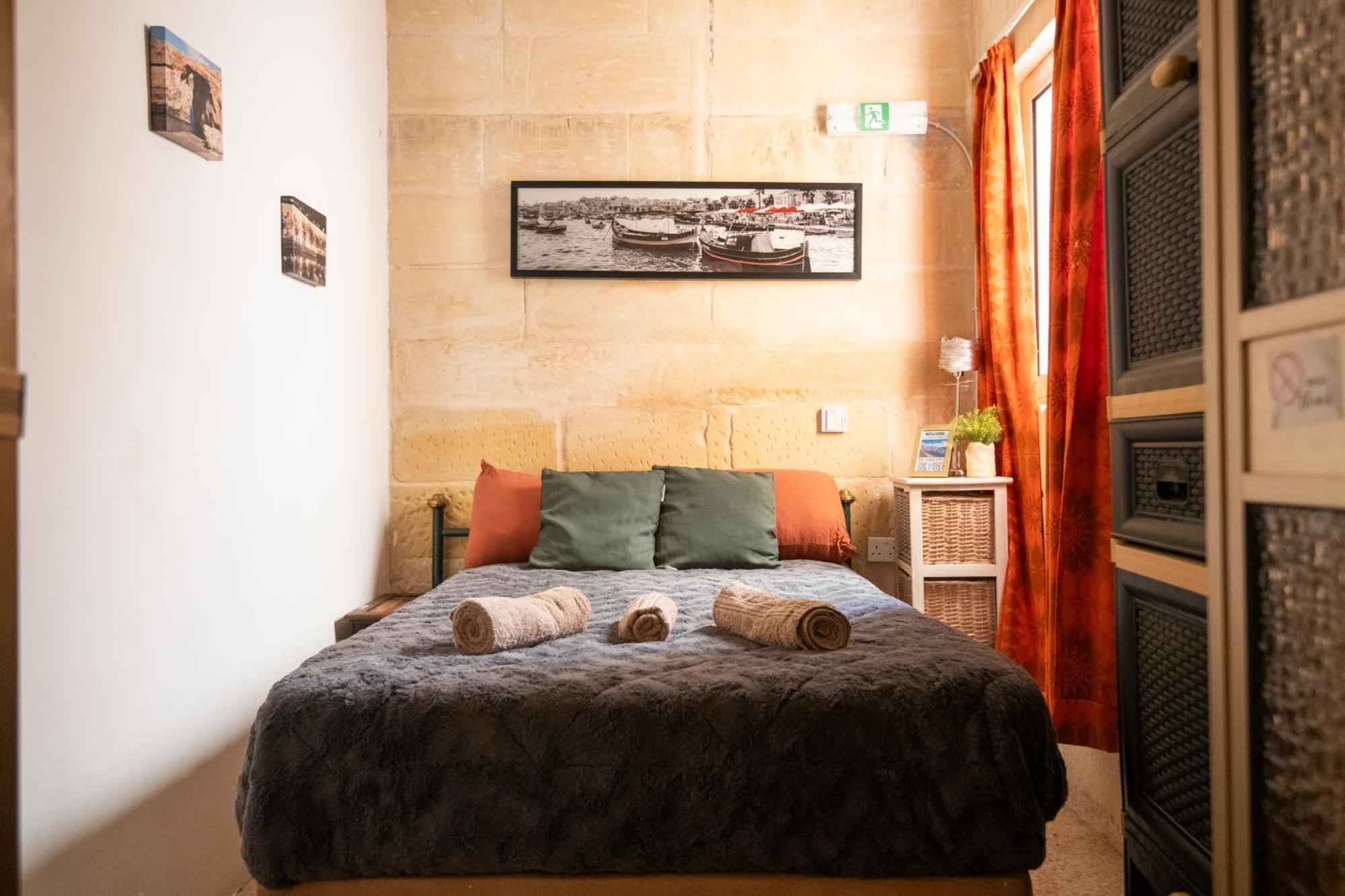 Sliema'S Seaside Charmer Exterior photo