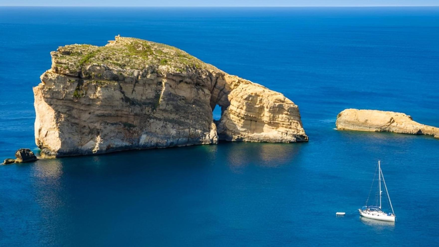 Sliema'S Seaside Charmer Exterior photo