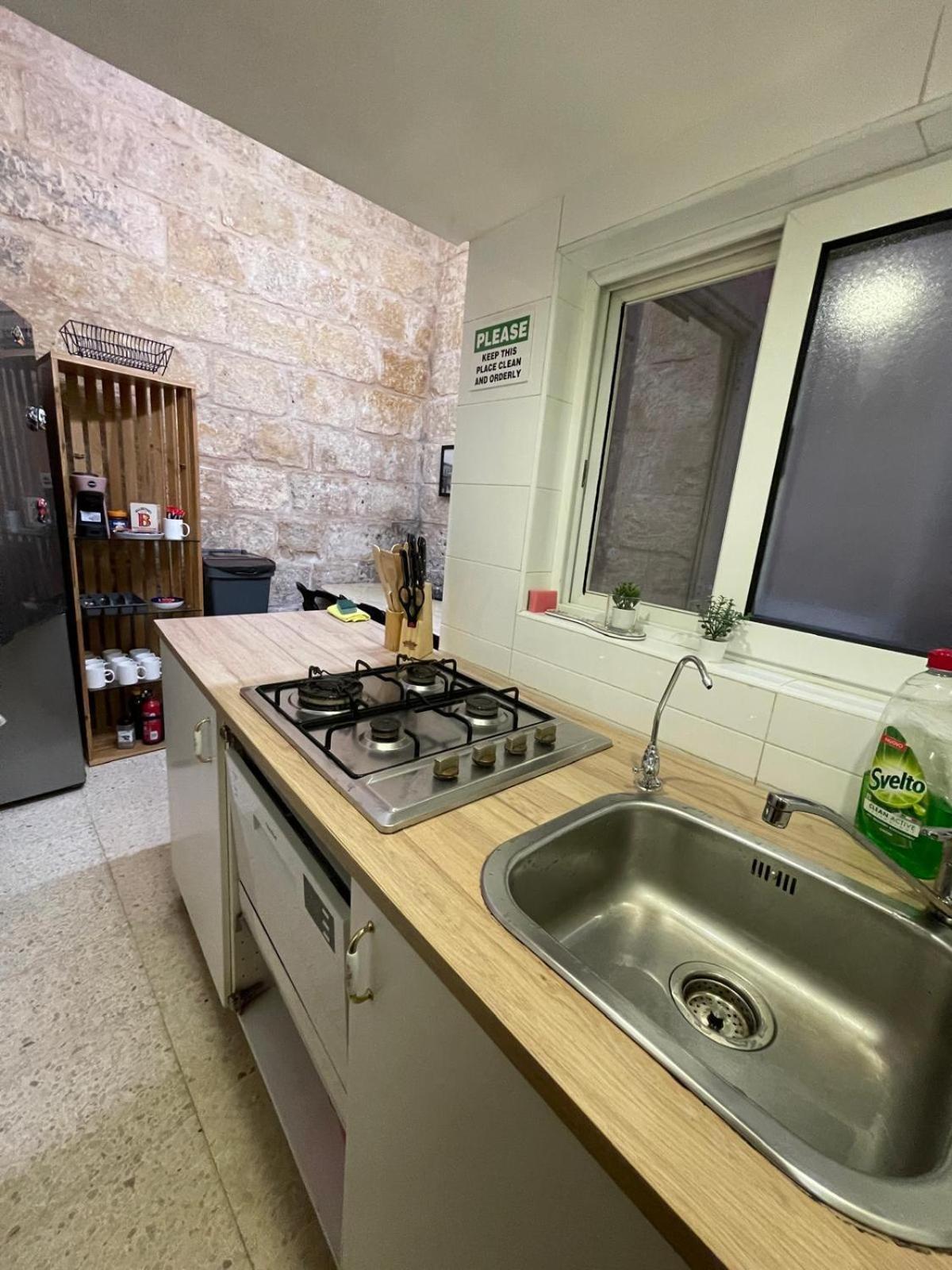 Sliema'S Seaside Charmer Exterior photo