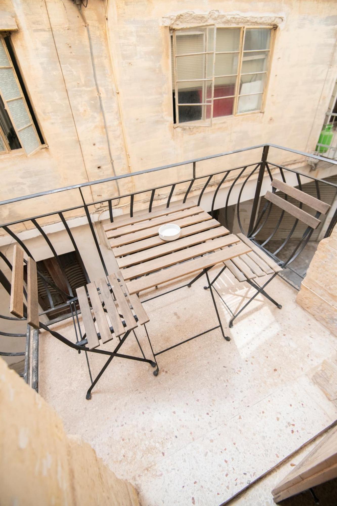 Sliema'S Seaside Charmer Exterior photo